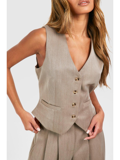 Облягаючий жилет від Mock Horn