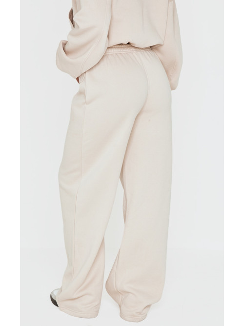 Бежевий шов деталі широкий пробіг ноги