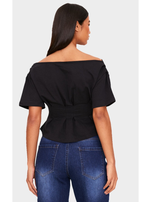 Чорна структурована футболка зі стягнутим поясом