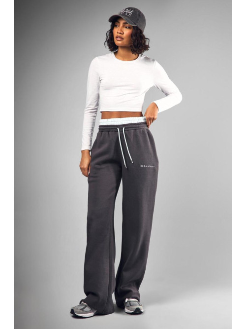 Високий джоггер з контрастною талією і широкими ногами