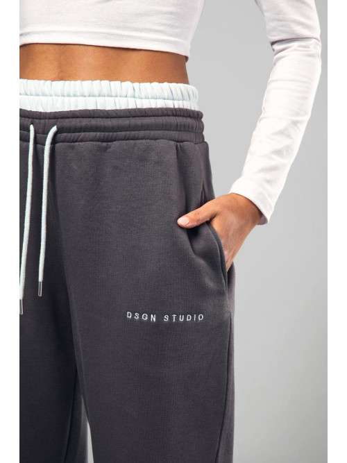 Високий джоггер з контрастною талією і широкими ногами