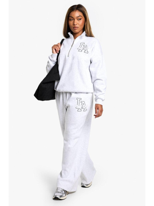 Плюс вишитий напівзаварний светр