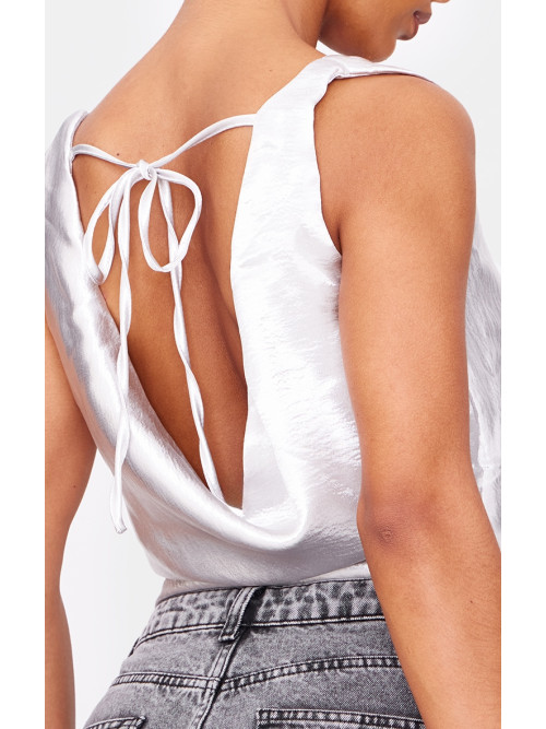 Сірий металевий атласний капюшон з довгим верхом