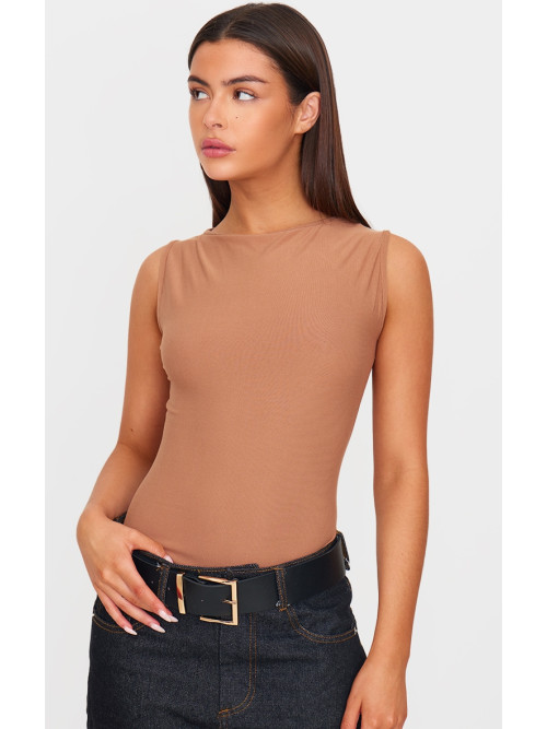 М'який топ без рукавів з вирізом-човником Mocha