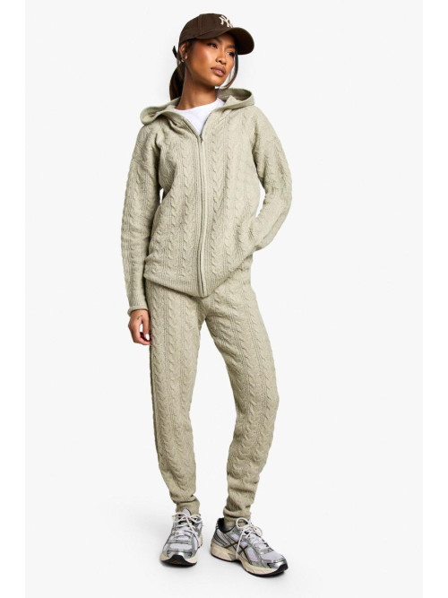 М'який кабельний блискавка через тестовий костюм