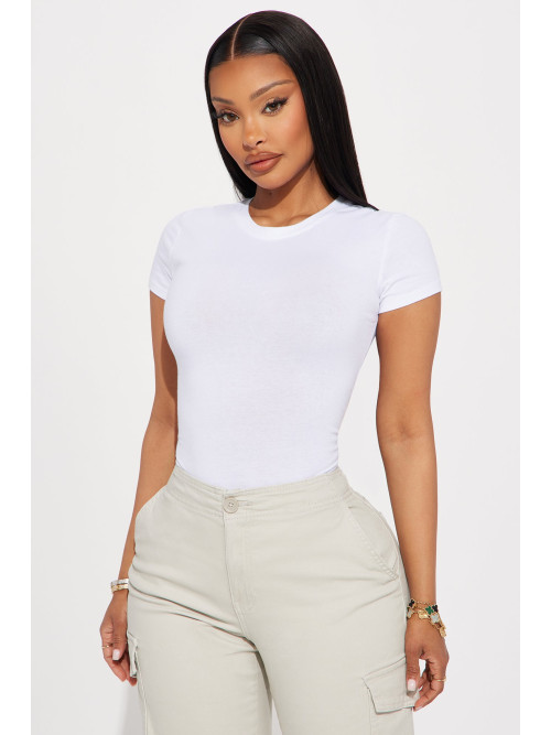 Класична футболка Камілла з круглим вирізом