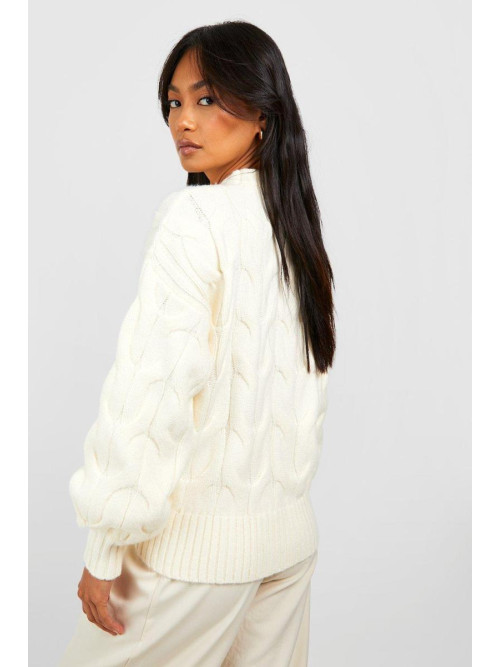 Масивний м'який в'язаний джемпер